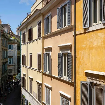 At Luxury Navona 2 4* Roma