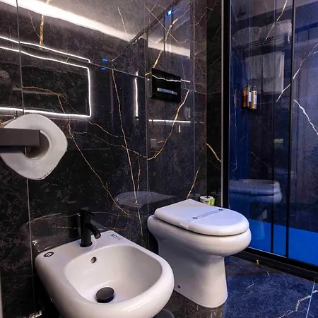 At Luxury Navona 2 Roma