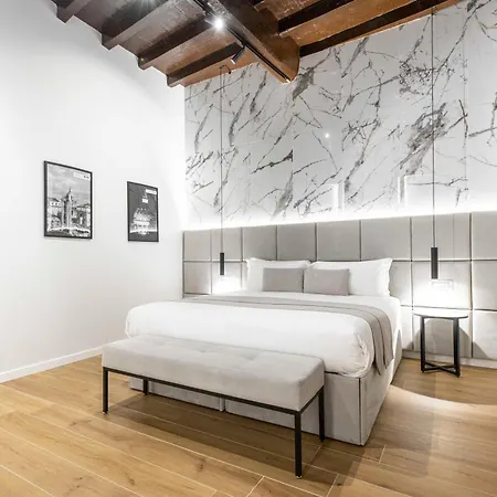 At Luxury Navona 2 4*